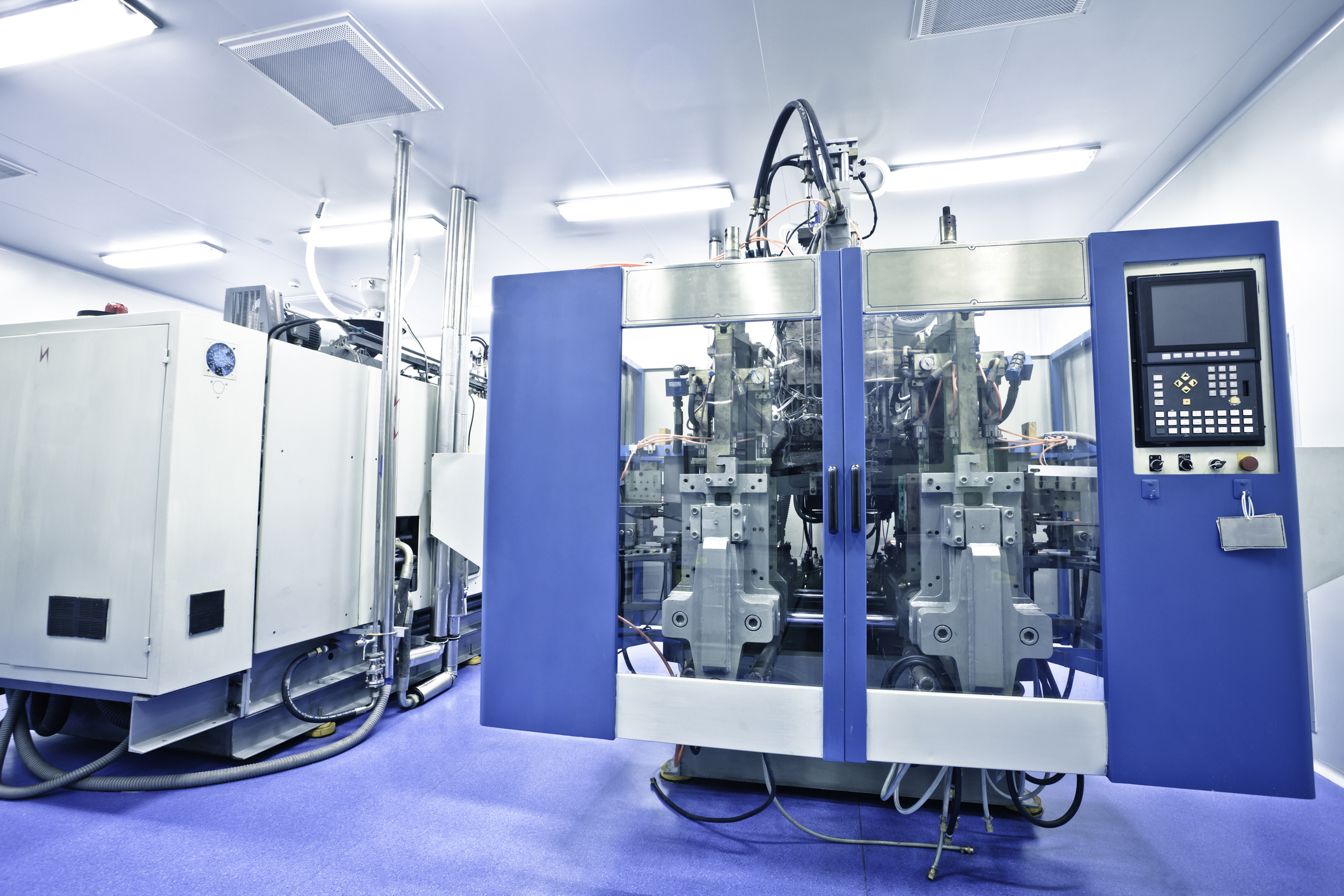 clean room injection molding