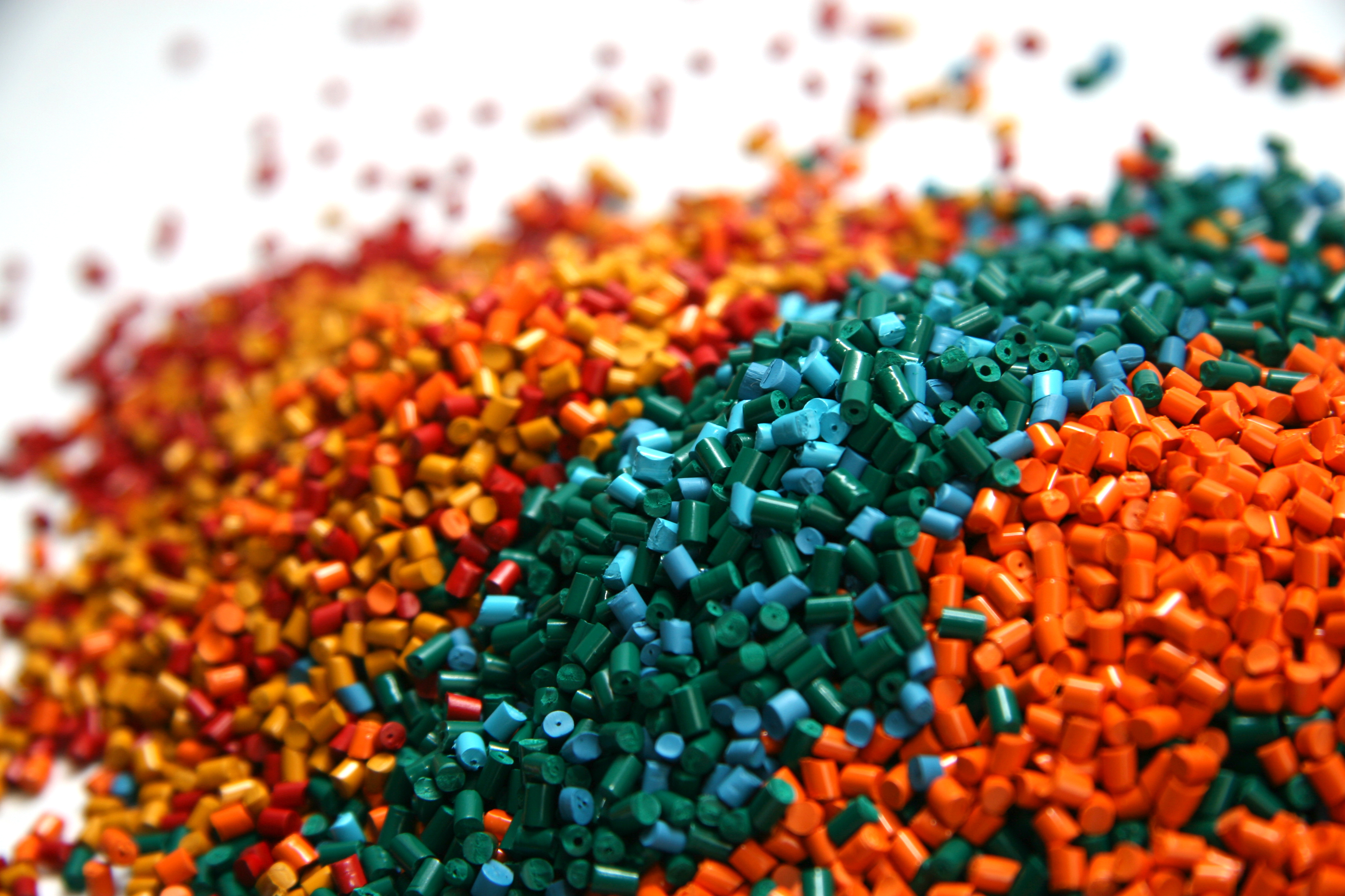 injection molding material selection guide